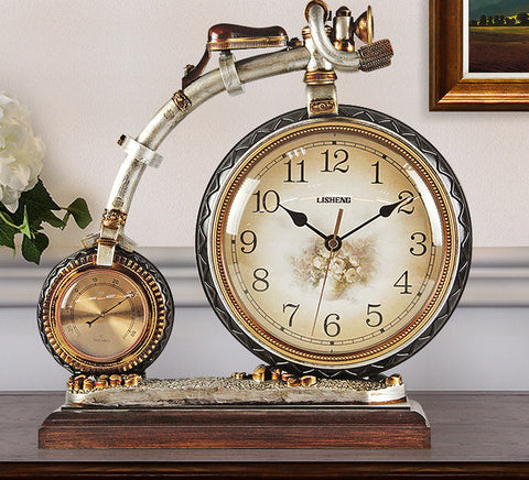 SILENT SWEEP HANDS CLOCK BICYCLE TABLE CLOCK (K)